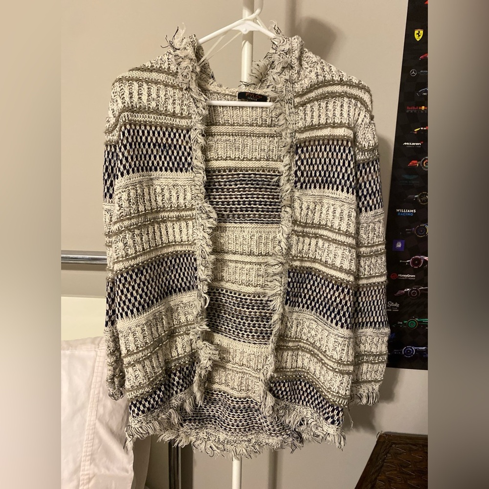FYLO Textured Knit Cardigan - Cream and Navy Blue